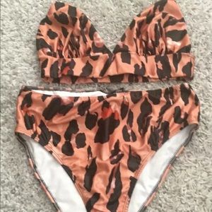 2 piece boohoo bathing suit
